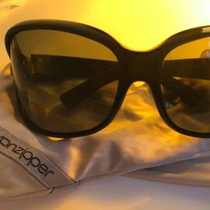 Vonzipper wrap around sunglasses - women's